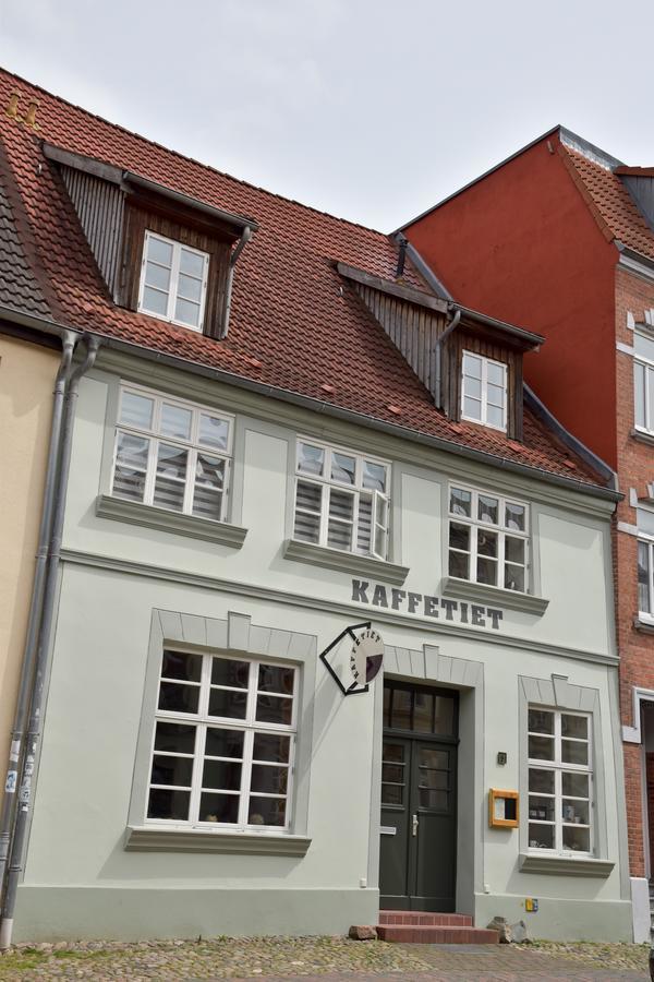Herberge Kaffetiet Wismar Ngoại thất bức ảnh